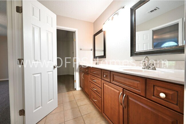 Building Photo - 391 Brookwood Blvd