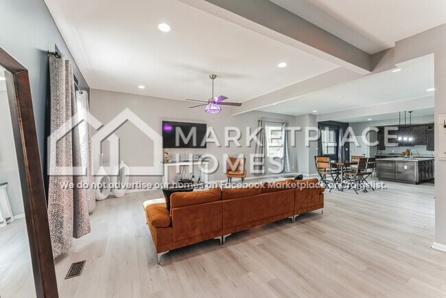 Building Photo - 1917 N College Ave