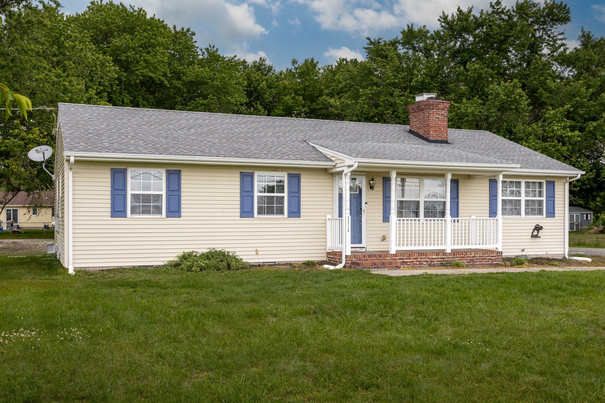 Building Photo - 32710 Mount Hermon Rd