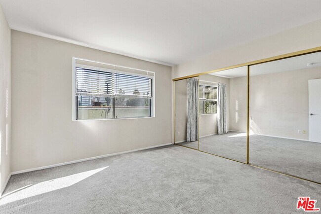 Building Photo - 1802 20th St