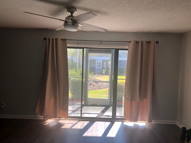 Building Photo - 27C Golf Colony