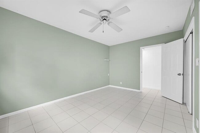 Building Photo - 3208 Colony Club Rd