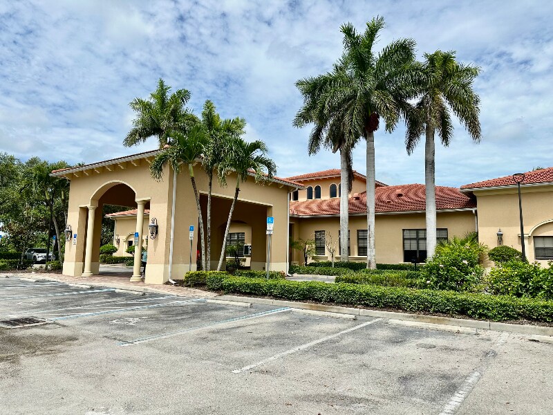 Building Photo - 1760 Birdie Dr