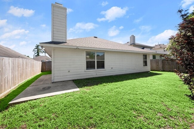 Building Photo - 18454 Sunrise Pines Dr