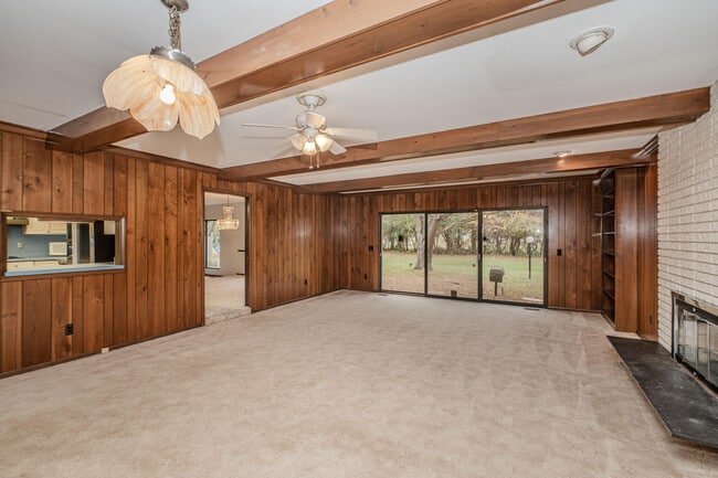 Building Photo - 22745 Wrexford Dr