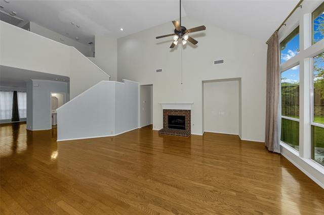 Building Photo - 2428 Kingsley Dr