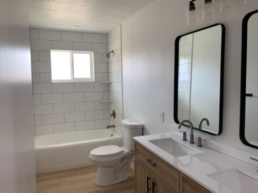 Building Photo - 7547 S Butler Hills Dr