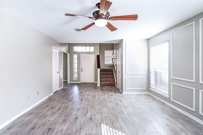 Building Photo - 2103 Charlton House Ln