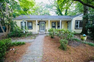Building Photo - 3 Bedroom, 2 Bathroom in the Forest Acres Area - Available July 2026!