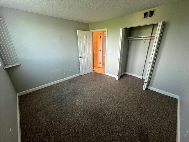 Building Photo - 2650 Coconut Bay Ln