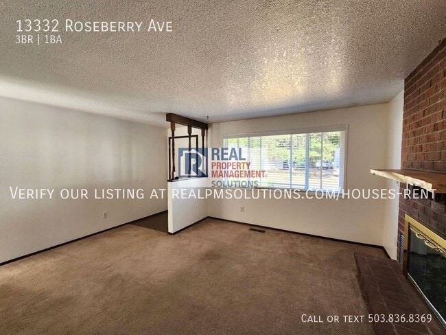 Building Photo - 13332 Roseberry Ave