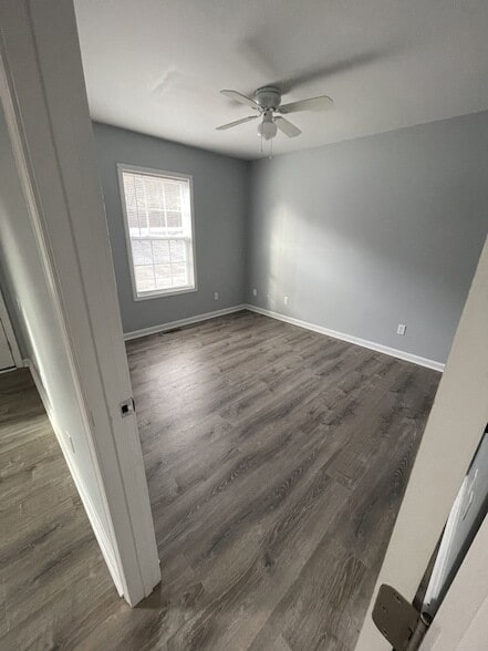 Building Photo - 263 Bayless St