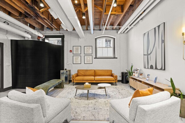 The Collection at American Tobacco Center Office - Shockoe Center