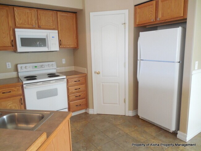 Building Photo - 5514 Buckboard Ave
