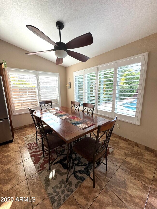 Building Photo - 4435 E Cathedral Rock Dr