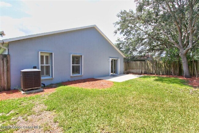Building Photo - 680 Wickham Lakes Dr