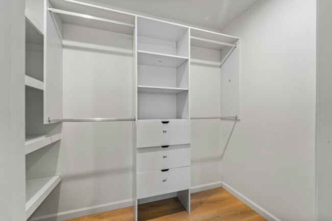 Building Photo - 403 Lokelau Pl