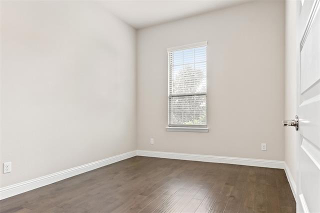 Building Photo - 4307 Curtiss Dr