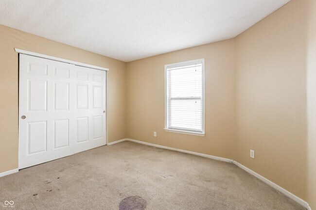 Building Photo - 12261 Maize Dr