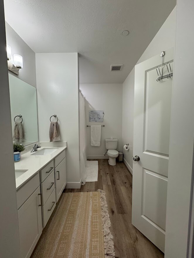 Building Photo - 3120 S 200 W