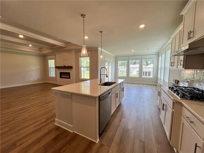 Building Photo - 905 Winding Rose Dr