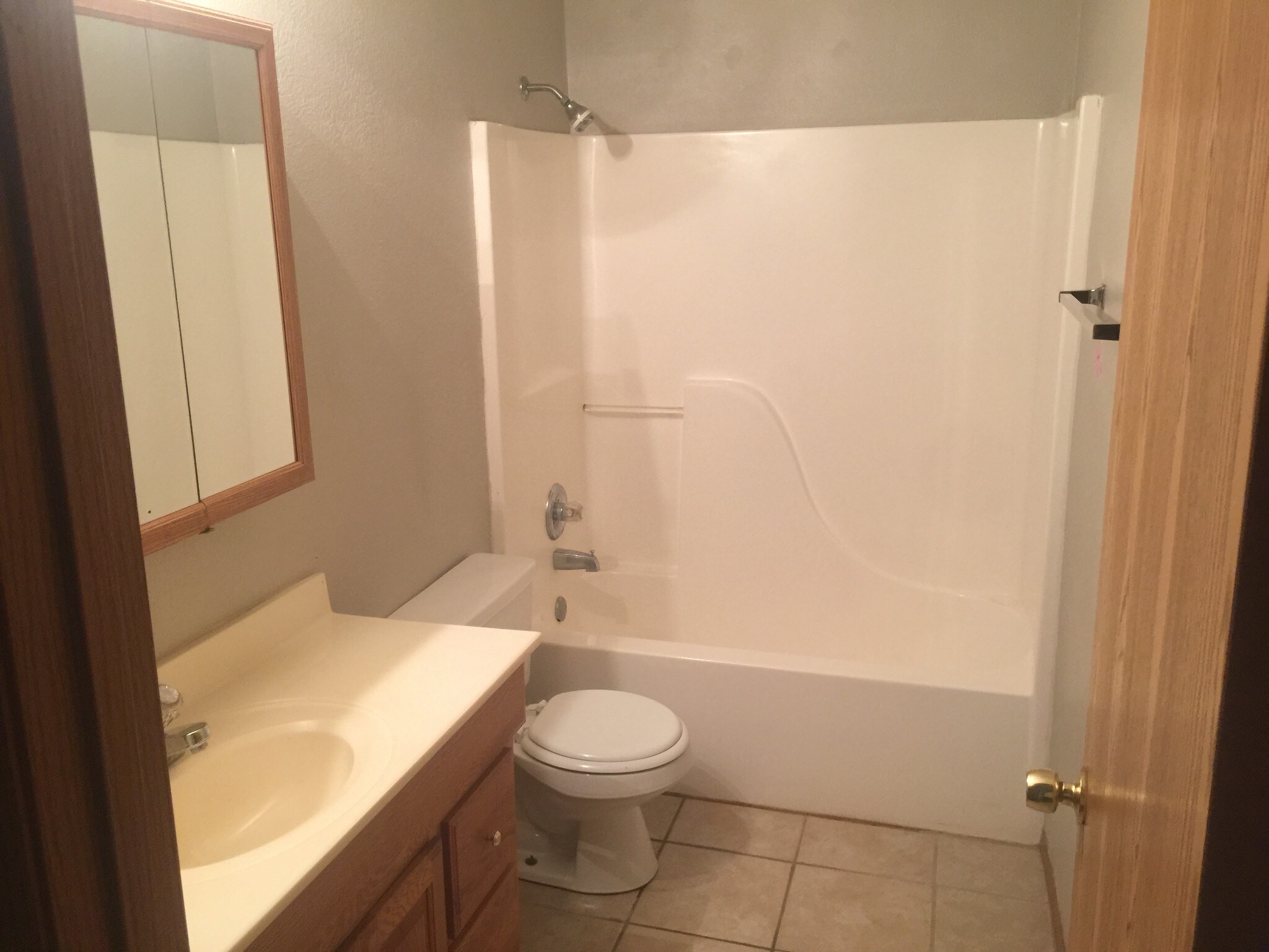 Building Photo - 403 N 6th St