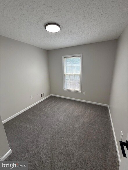 Building Photo - 5512 E Boniwood Turn