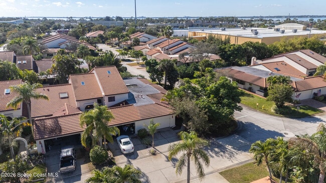 Building Photo - 2001 Parkside Pl