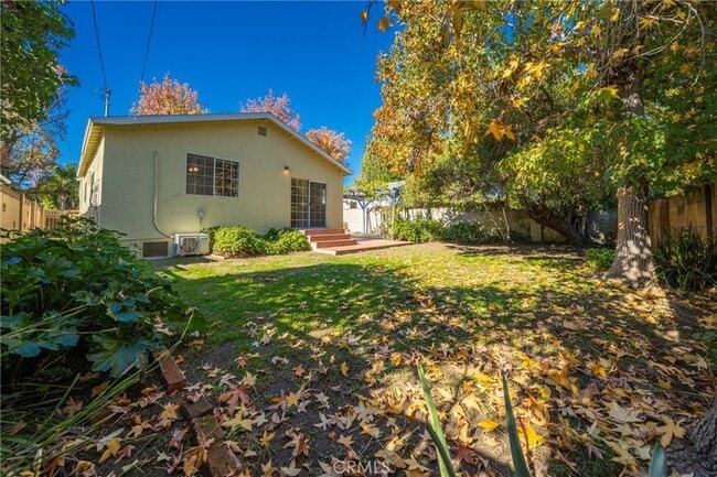 Building Photo - 5446 Columbus Ave