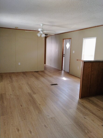 Building Photo - 5510 Lavey Ln