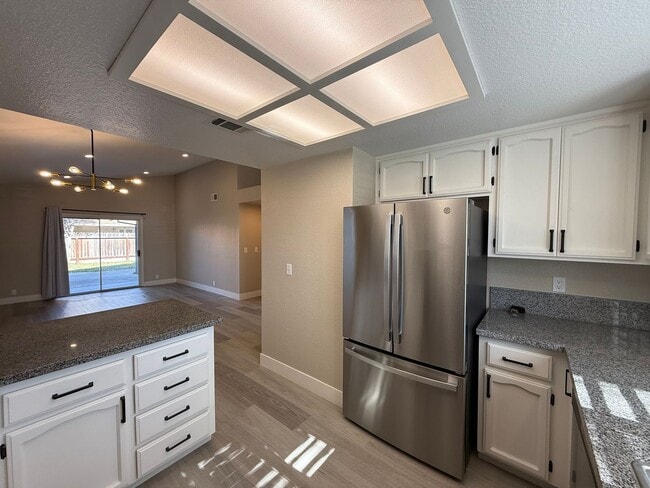 Building Photo - Newly updated 3-bedroom single story home!