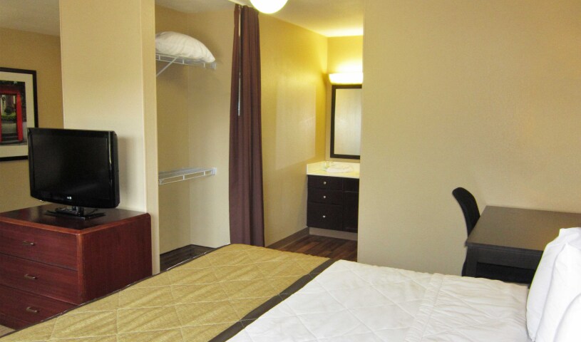 Building Photo - Furnished Studio-Jacksonville - Deerwood Park
