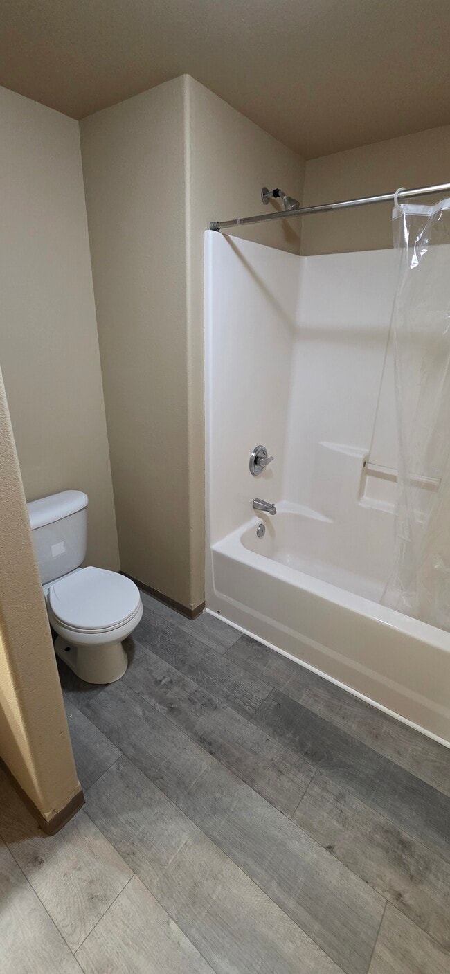 Building Photo - NE Timberlake