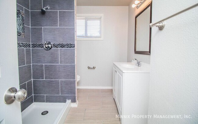 Building Photo - 2710 68th St