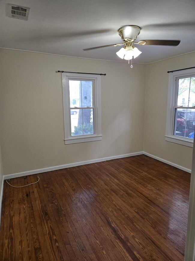 Building Photo - 1314 N Bronough St