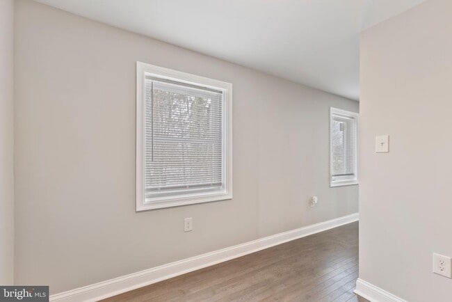 Building Photo - 3213 Greencastle Rd