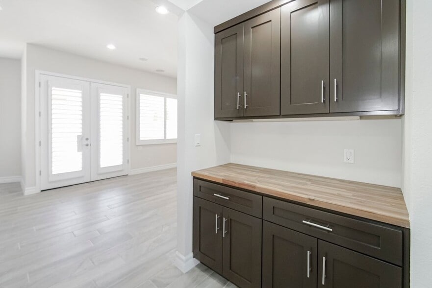 Building Photo - 6489 Calle Placido Dr