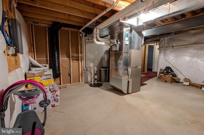 Building Photo - 3365 Alydar Rd