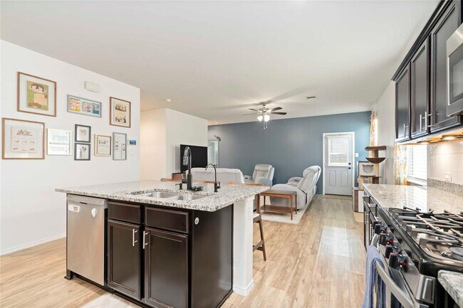 Building Photo - 18316 Timbermill Ln