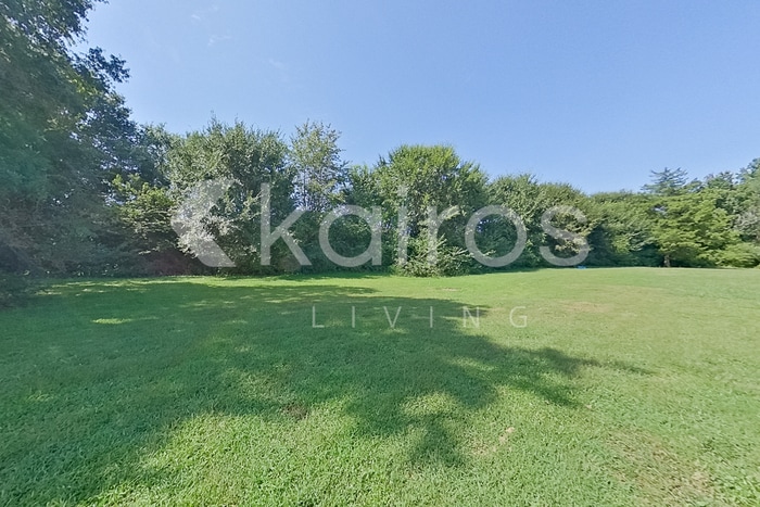 Building Photo - 160 Deer Pky