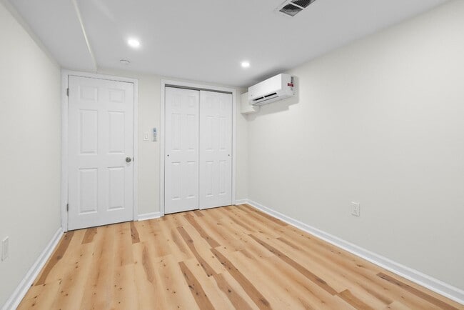 Building Photo - 2539 St Paul St