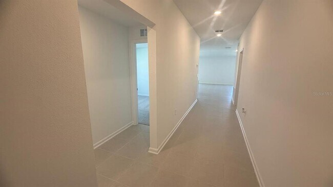 Building Photo - 4742 Katrina Dr