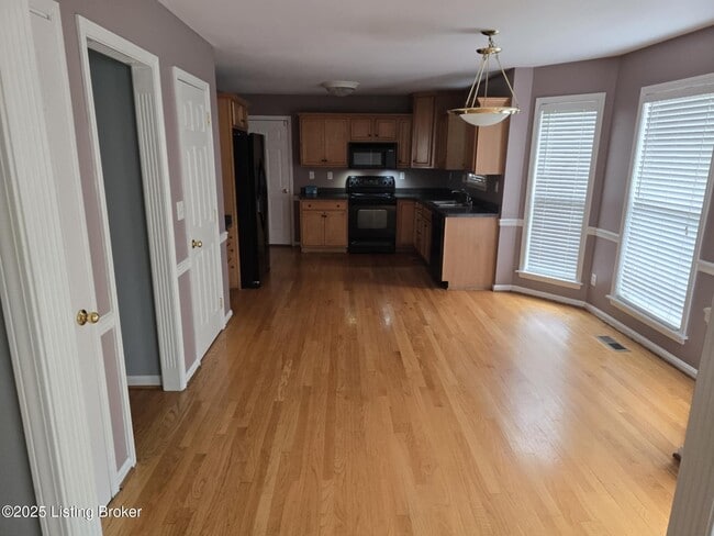 Building Photo - 4521 Cherry Forest Cir