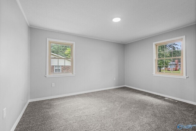 Building Photo - 117 Bates St