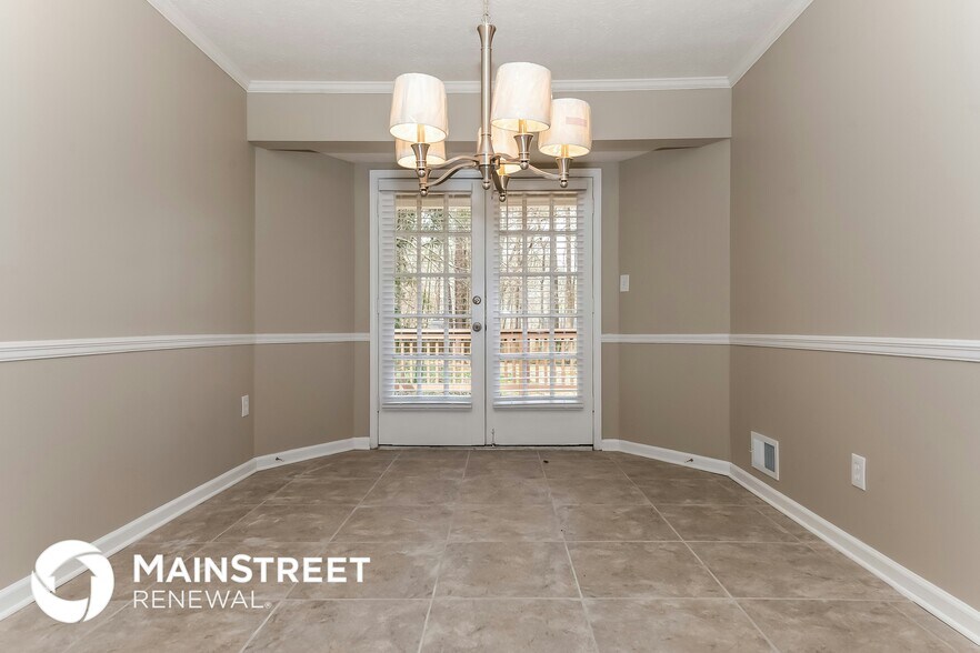 Building Photo - 8285 Bridgewater Pl