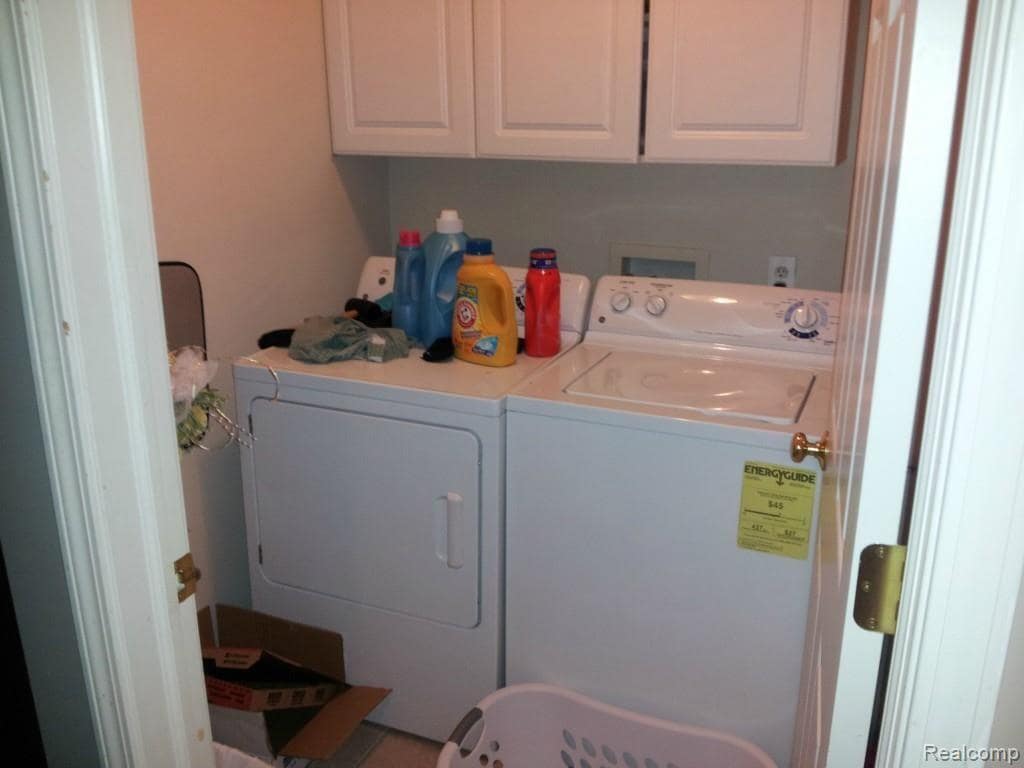 Building Photo - 55198 Westchester Dr