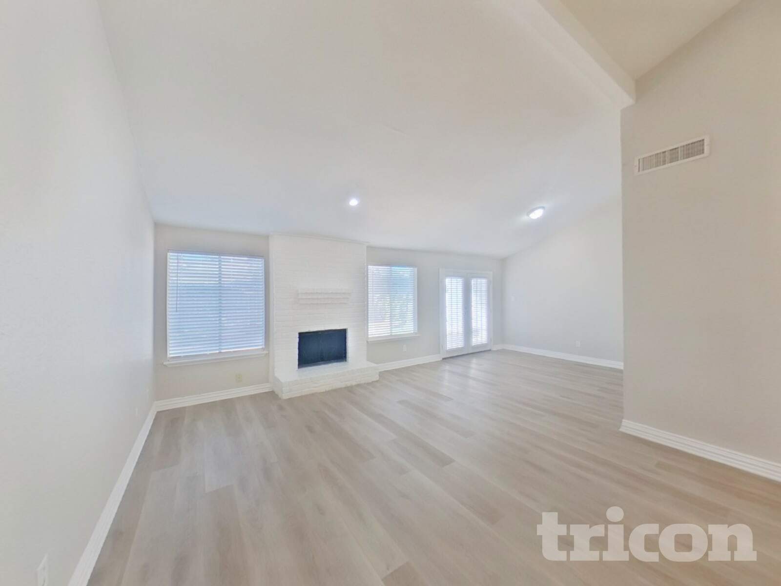 Building Photo - 6342 Briar Terrace Dr