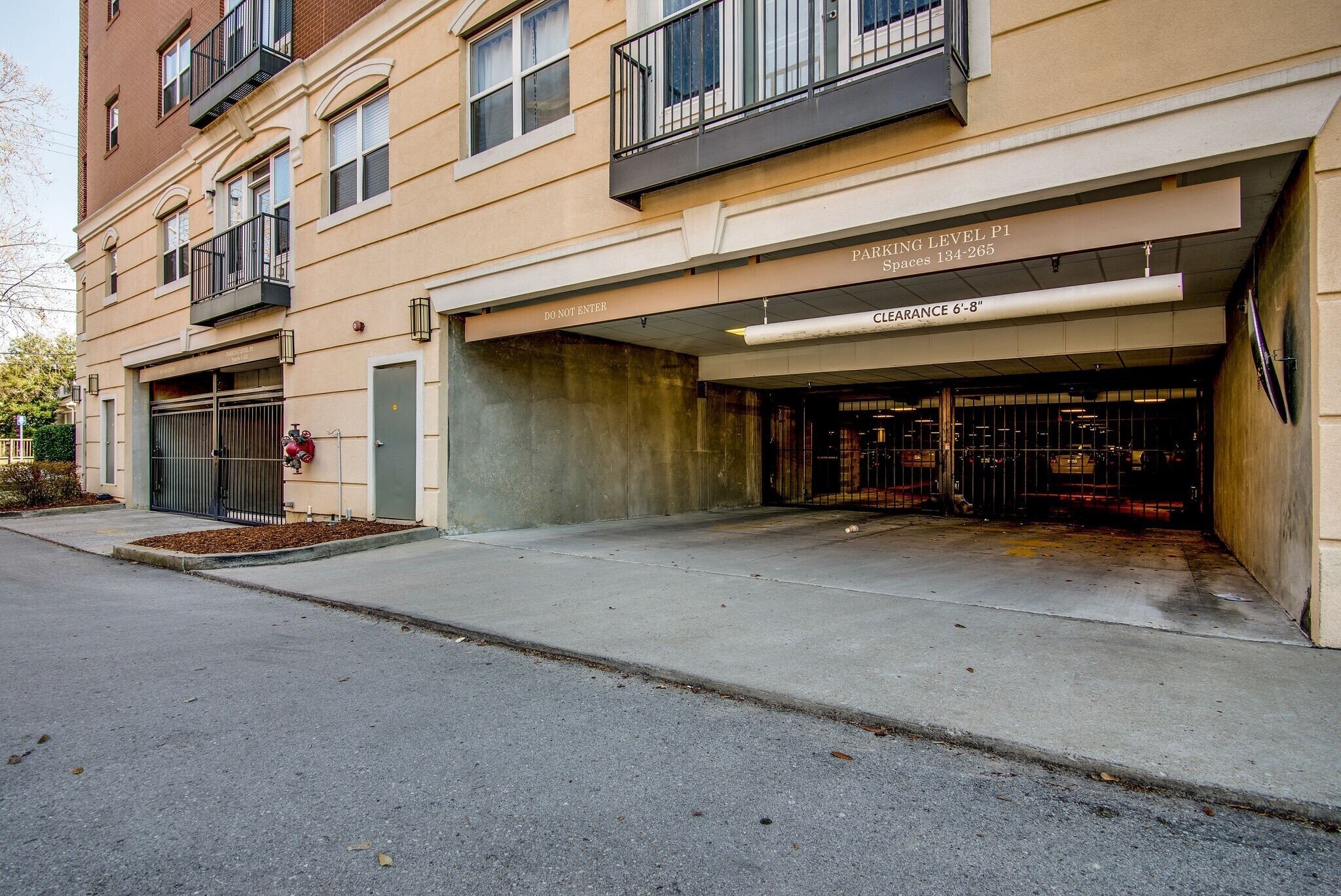 Building Photo - 3000 Vanderbilt Pl