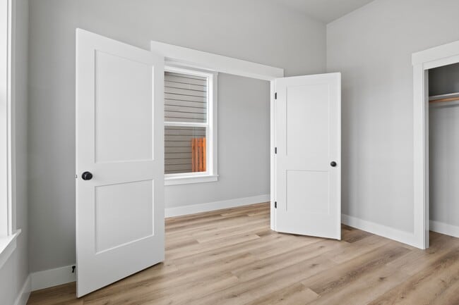 Building Photo - 1026-KE1026 Sassafras St