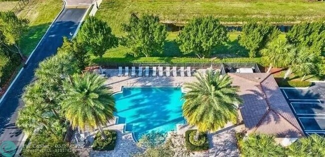 Building Photo - 5115 Gramercy Square Dr